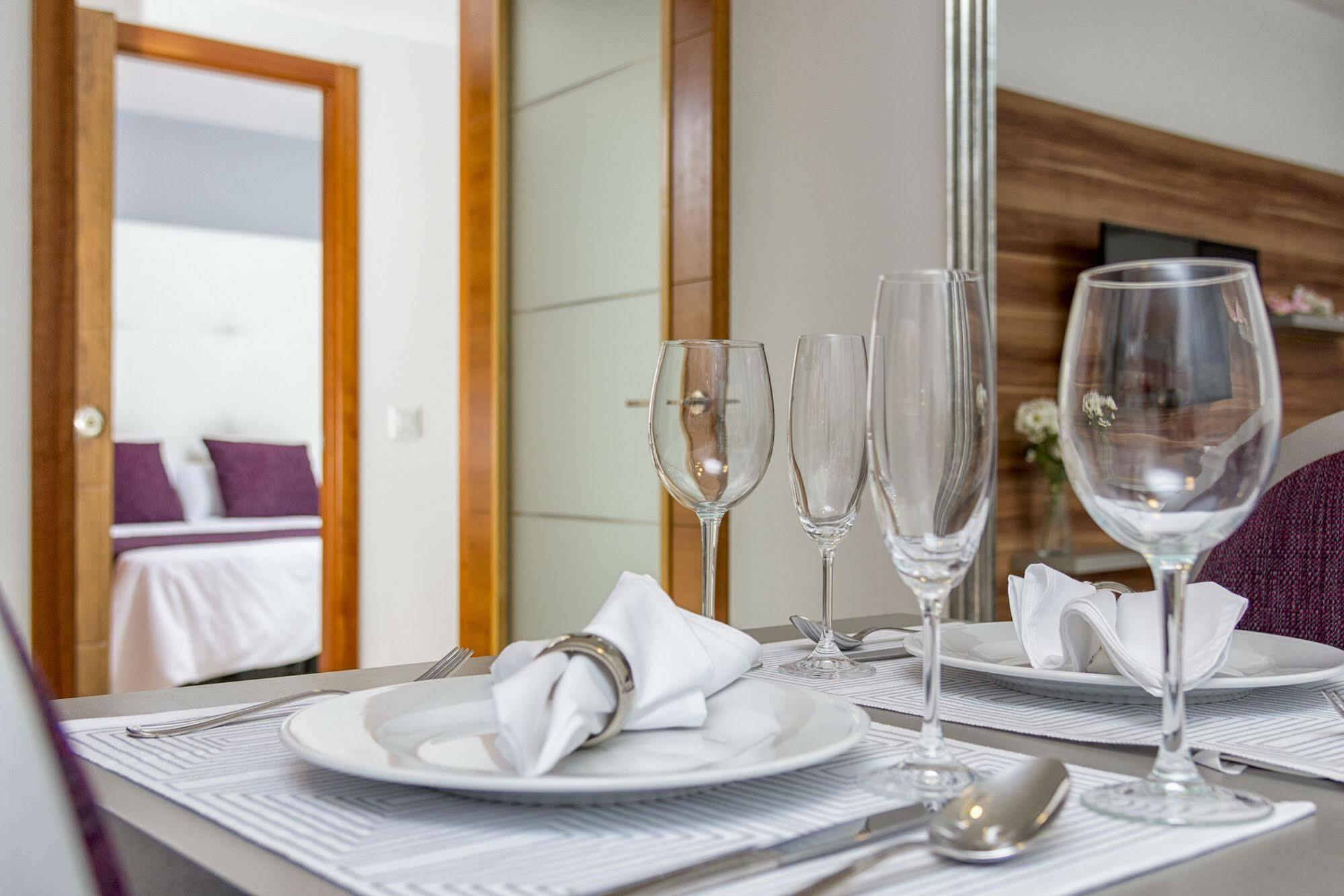 Goodplaces Larios Apartment Malaga Exterior photo